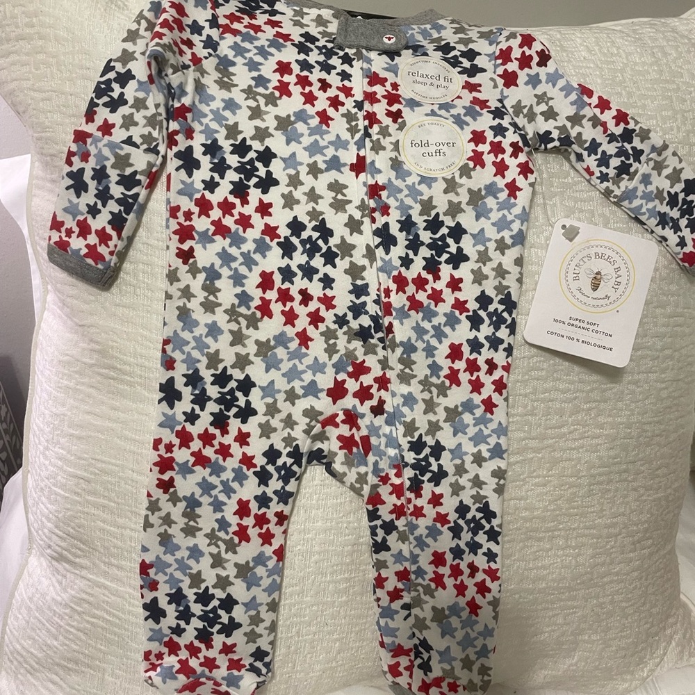 Burt bees footie 0-3